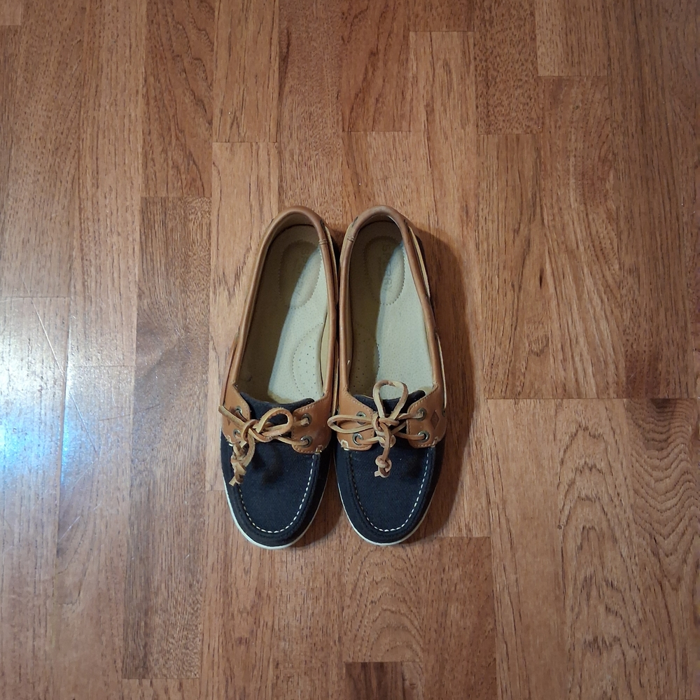 SPERRY Women's Two-Tone Boat Shoes